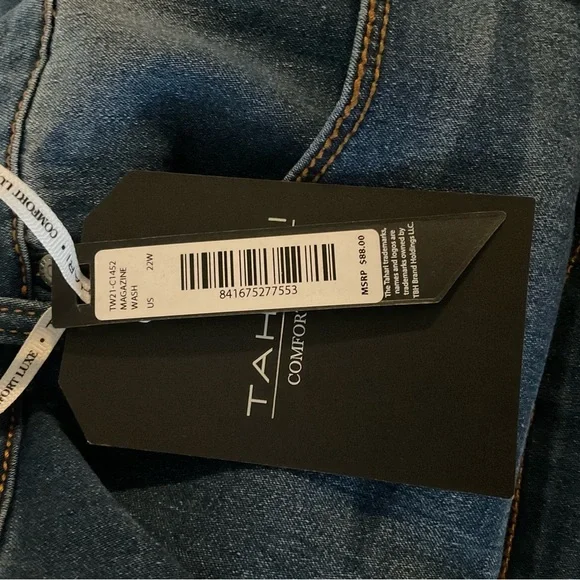 Tahari Women’s CapriJeans. Size 24 Measurements in Comments - Picture 5 of 13